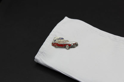 Ford Fairlane Skyliner Pins