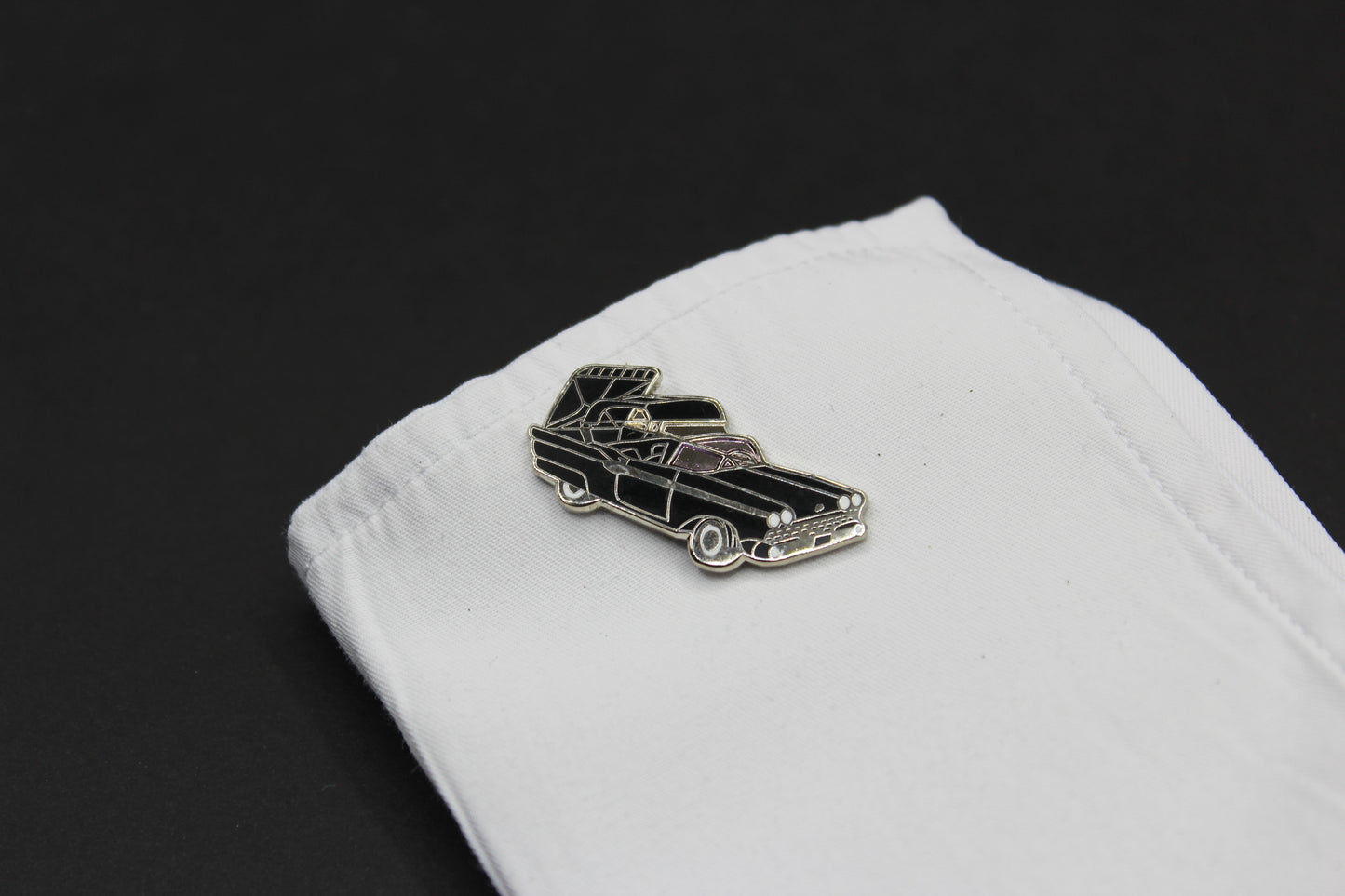 Ford Fairlane Skyliner Pins