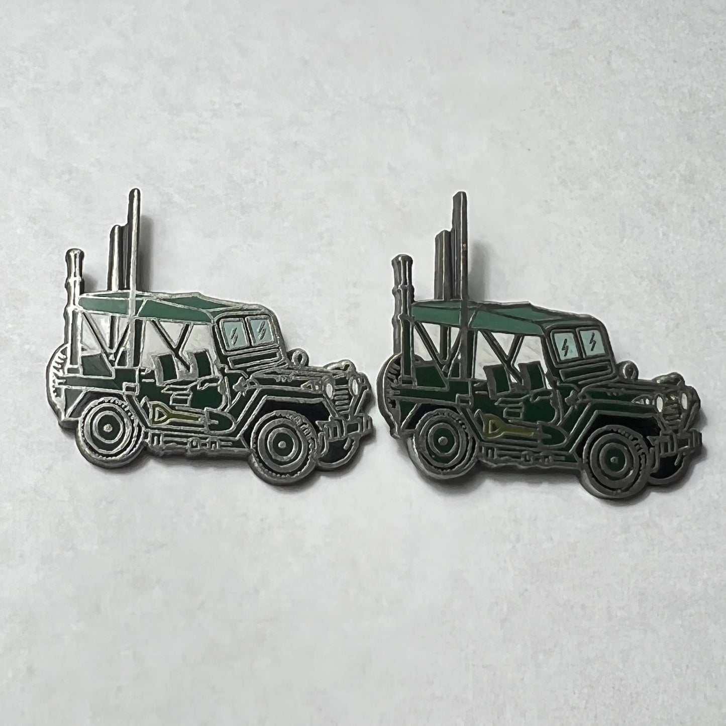 Jeep M151 with top Cufflinks